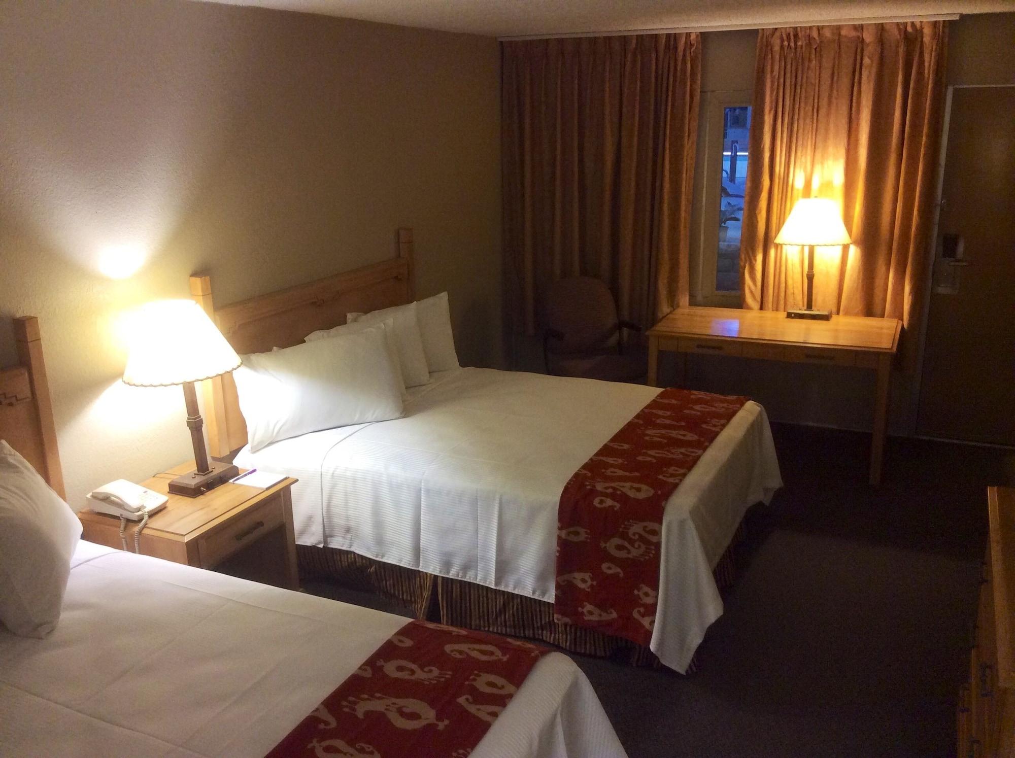Hotel Pearl On The Concho 3*
